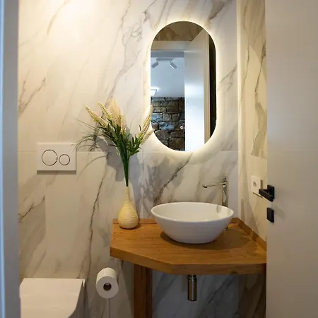 Konukevi Stevoski - Modern Comfort In A Historic Stone House Cormòns