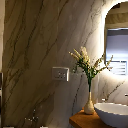 Stevoski - Modern Comfort In A Historic Stone House Cormòns