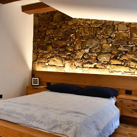 Stevoski - Modern Comfort In A Historic Stone House 3* Cormòns