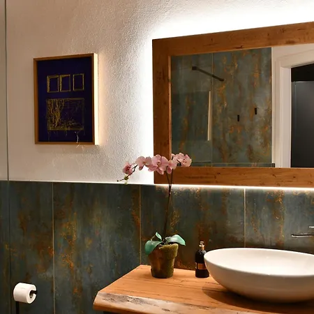 Konukevi Stevoski - Modern Comfort In A Historic Stone House 3*